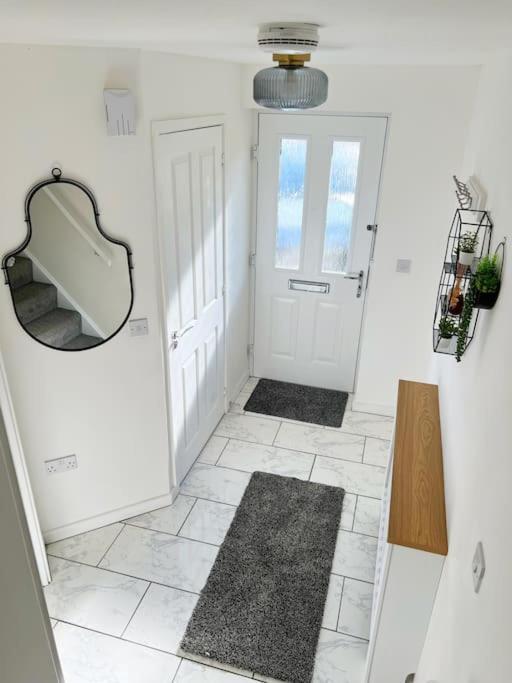 Comfy Modern 3Br Semi Detached 400Mb Wifi Free Double Parking Villa Newcastle upon Tyne Exterior photo
